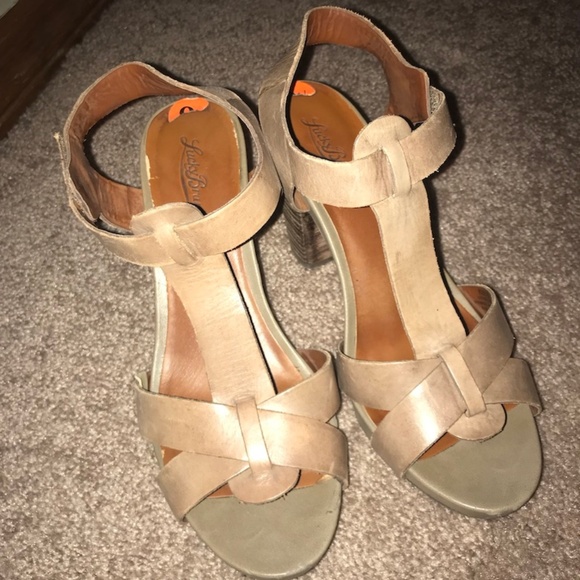 Lucky Brand healed sandals - Picture 1 of 2